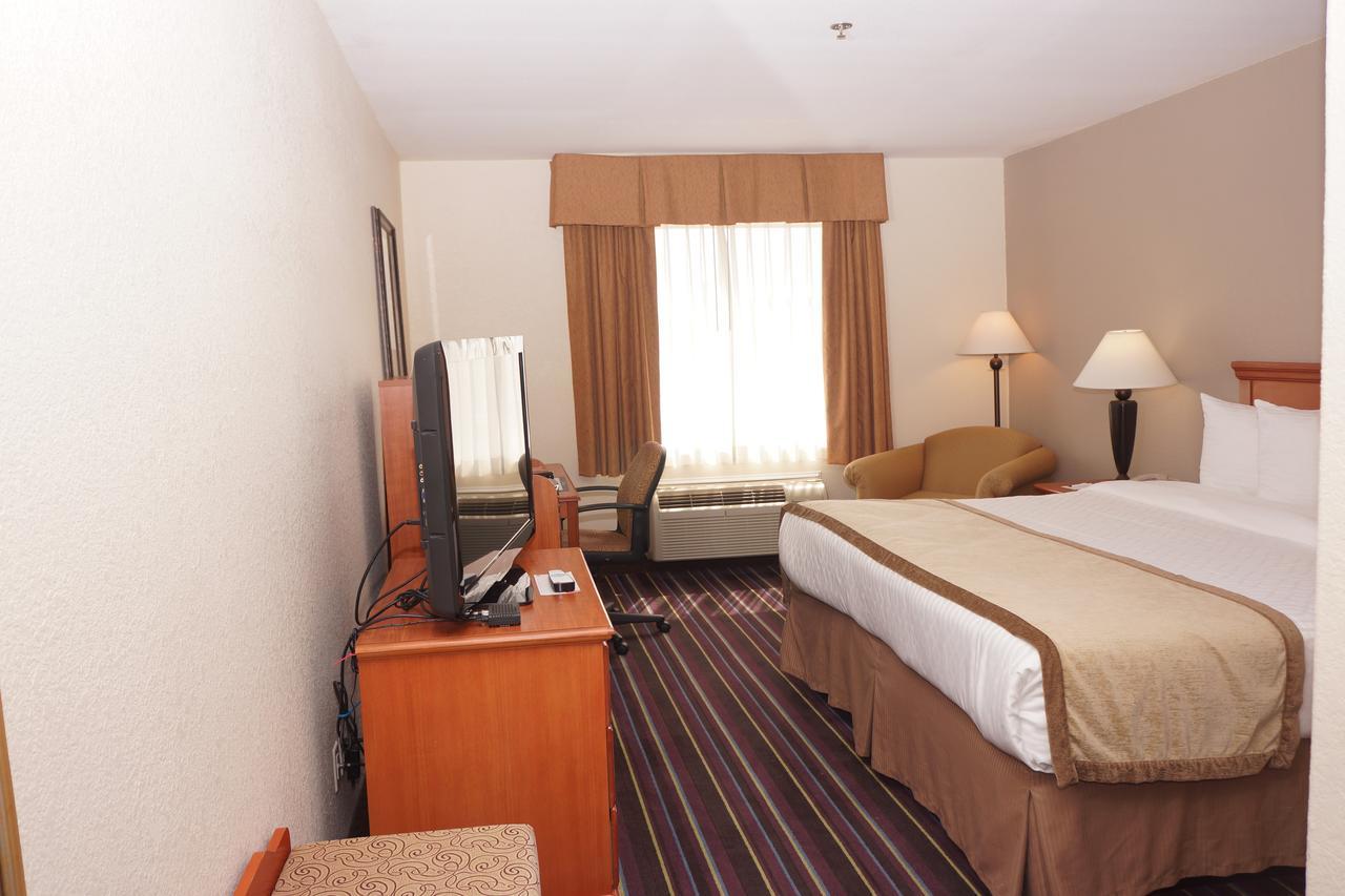 Best Western Isabelle Court Galliano Екстер'єр фото