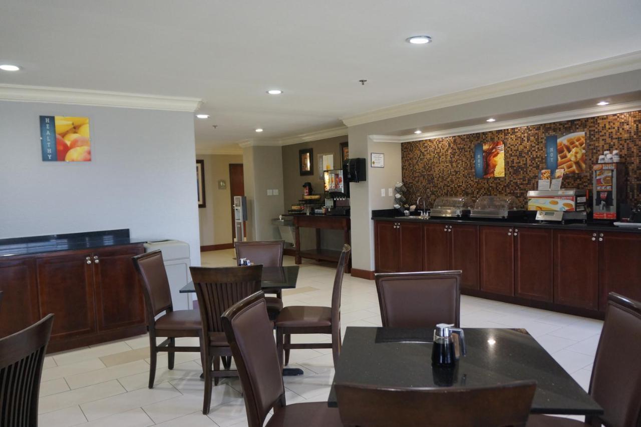 Best Western Isabelle Court Galliano Екстер'єр фото